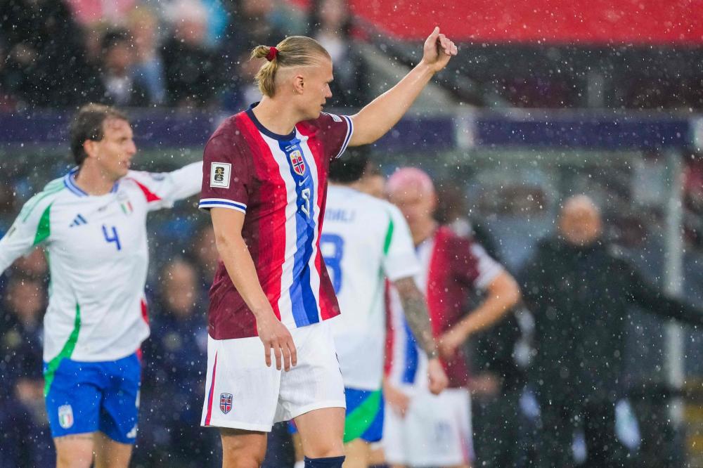 入不了安帅法眼，安东尼本赛季已贡献5球2助，仍未被安帅征召