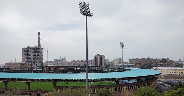 的激烈与悬 的激烈与悬